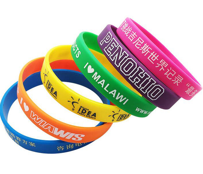 Bracelet Manufacturer Fashion Personalized Wholesale Cheap Custom Silicone Bracelets